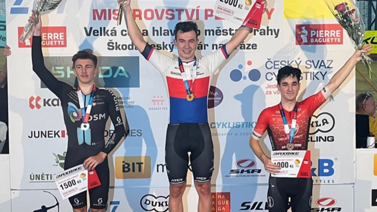 Na posledním MČR v dráhové cyklistice 2024 se zaskvěl  Matyáš Koblížek, medaile brali i další z TUFO PARDUS