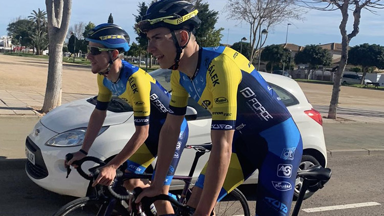 Prostějovští cyklisté se vrátili ze Španělska,  teď už budou trénovat doma