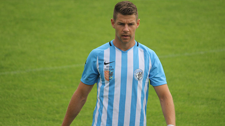 Žákovi to střílí:  Zaznamenal už pátou branku