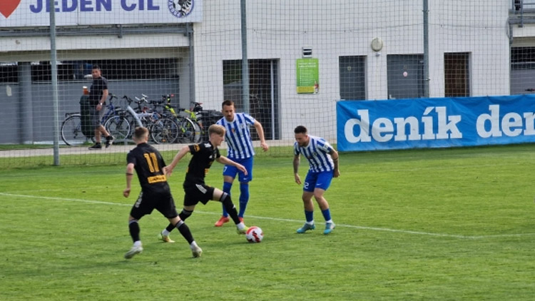 Eskáčko v posledním domácím zápase vysoko padlo