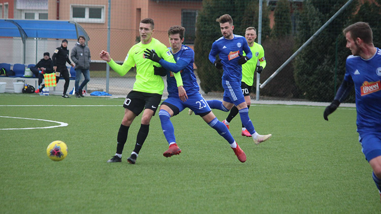 Eskáčko: první jména do přípravy