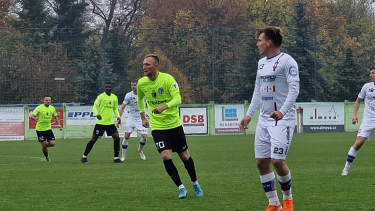 Fotbalisté Prostějova utržili debakl v Mladé Boleslavi,  ale šokujícím závěrem vyloupili Líšeň