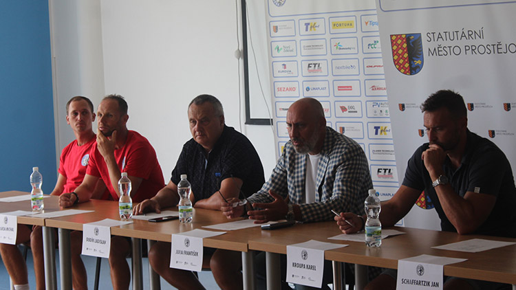 Tiskovka před sezónou: Potvrzení posil, o azylu i ambicích