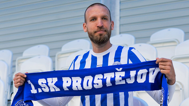 „Už jsem měl zabaleno a vracel se na Slovensko,“  poslal rychlý přestup Šindelář