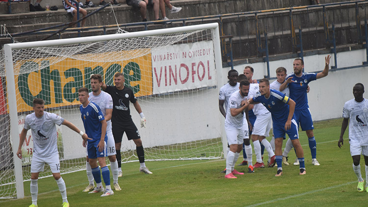 Derby s Vyškovem vítěze ani branky nepřineslo  Eskáčko tak na úvod přivezlo bod