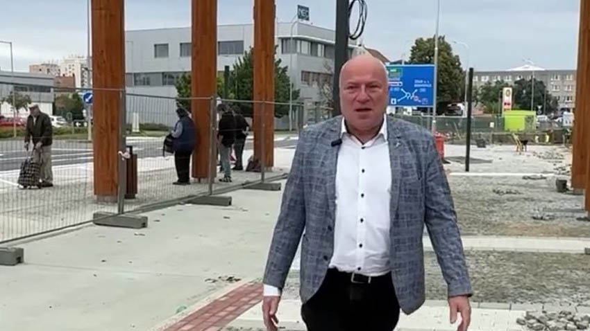 Dopravní terminál bude hotov koncem října