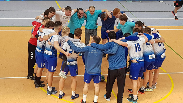 Házenkáři Kostelce se protrápili k remíze  s předposledním Holešovem