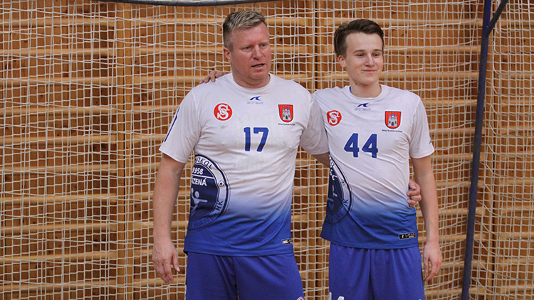 Házená už se nehraje skoro tři čtvrtě roku