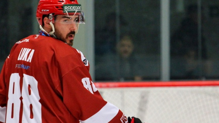 Luka čeká v Anglii na nabídku