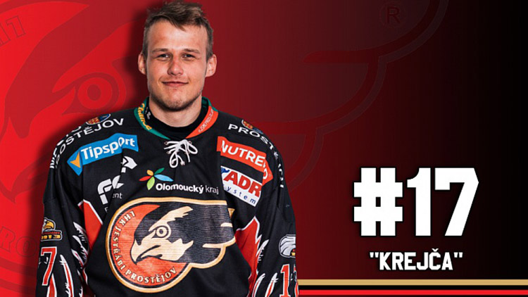 Krejčí se vrací! „Naskakuji do rozjetého vlaku,     bude to těžké,“ je si vědom obránce