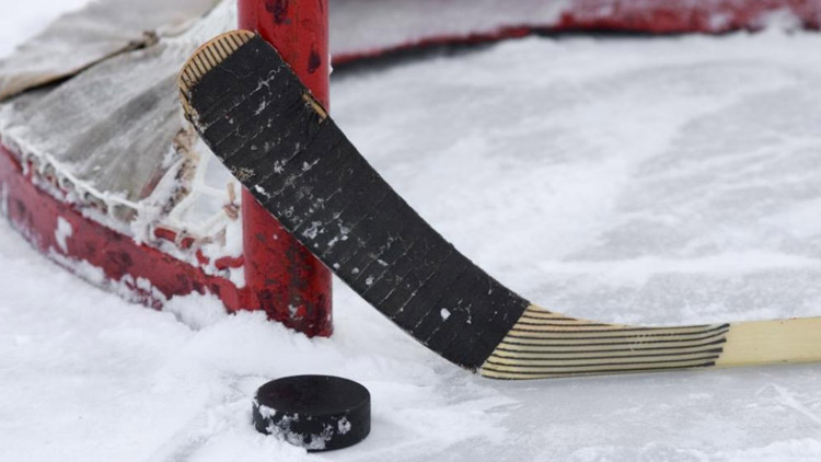 Favorité ve čtvrtfinále nezaváhali