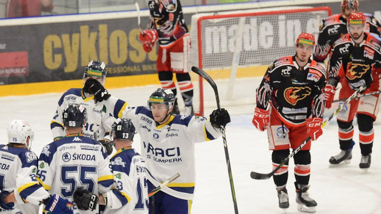 Jestřábi poslednímu Šumperku naložili šest branek