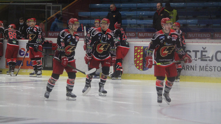 Loni se trápili, nyní řádí