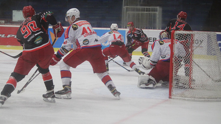 Generálka na play-off nedopadla:  Jestřábi s Porubou narazili