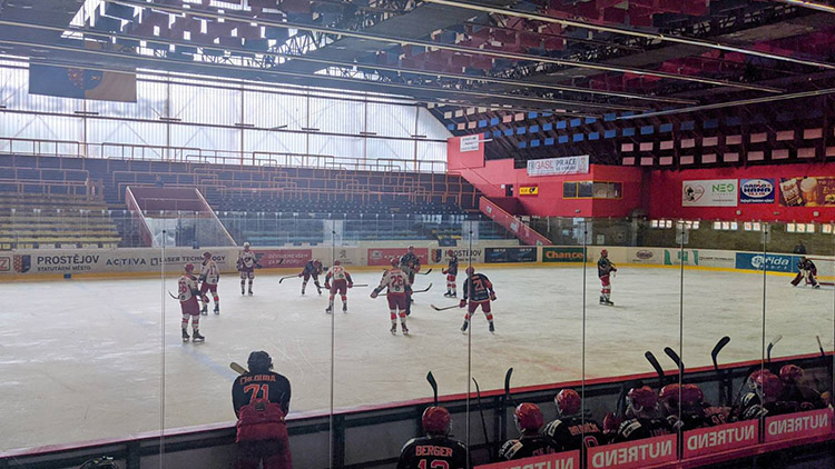 Čtvrtý týden přípravných zápasů Jestřábů:  Jedno utkání a více drilu na trénincích