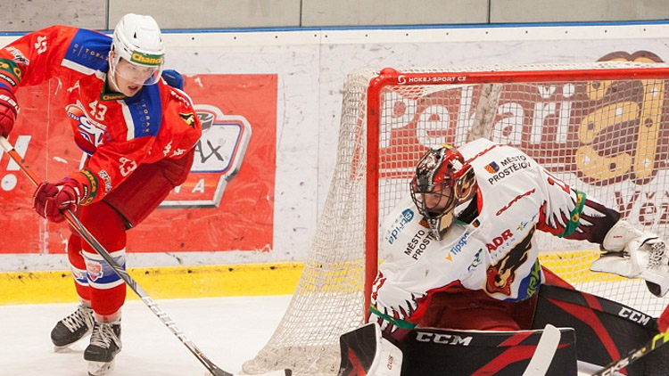 Problém pro Jestřábi:  V souboji o šestku padli s Porubou