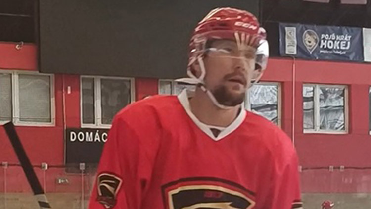 „Je dobře, že jsme do toho vletěli hned od začátku,“  těší zkušeného útočníka Viléma Buriana