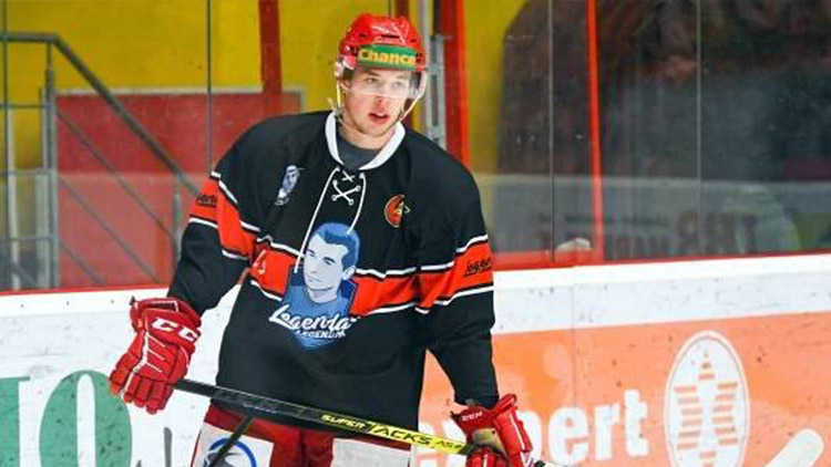 Čtyři noví hráči: Jestřábi posílili  vesměs o mladíky