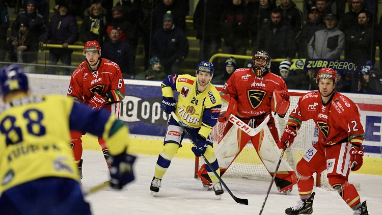 Jestřábi derby zvládli, Přerov vynulovali