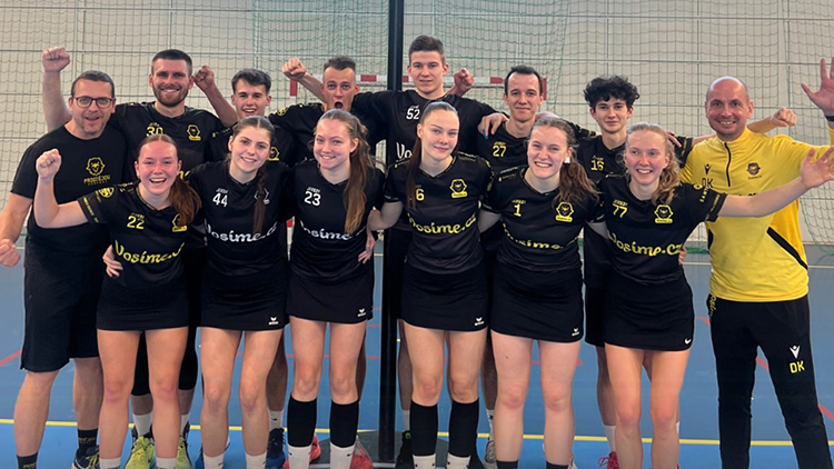 Foto Marek Sonnevend KORFBALISTÉ MOCNĚ NAKROČILI DO EXTRALIGOVÉHO FINÁLE!