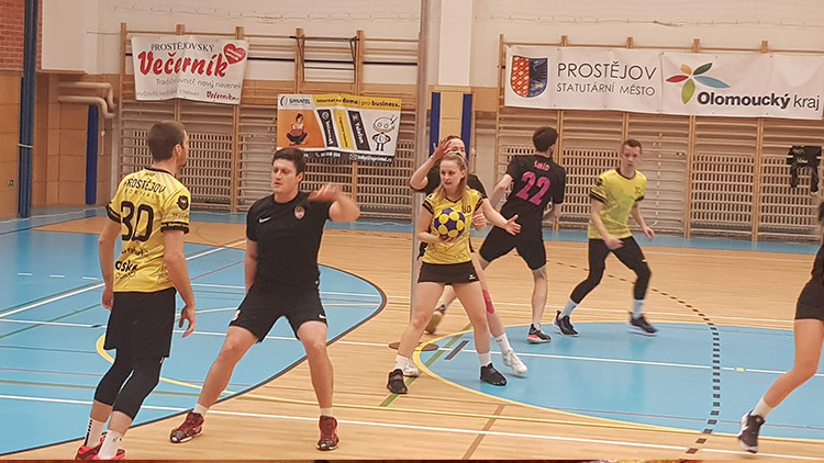 Korfbalové „ergéčko“ na závěr poklidně přehráli Náchod