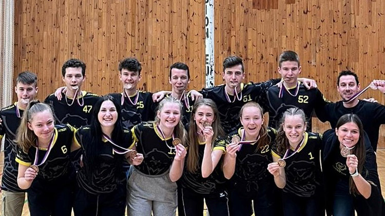 Další bronz z korfbalu do Prostějova!