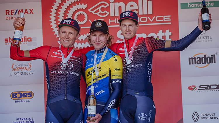 Cyklista Richard Holec triumfoval v Hlohovci,  a navíc byl bronzový na Bíteš – Brno – Bíteš!