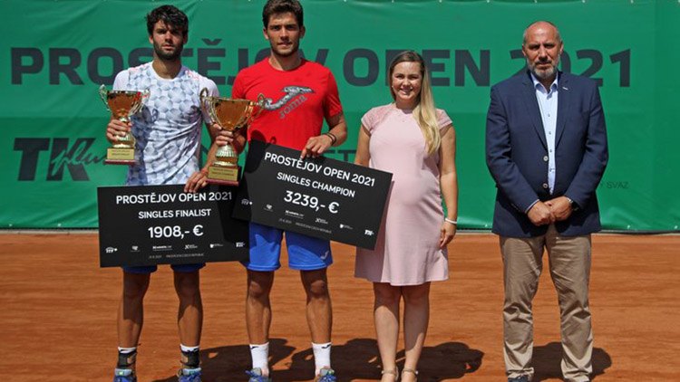 Tenisový Prostějov Open ovládli antukáři