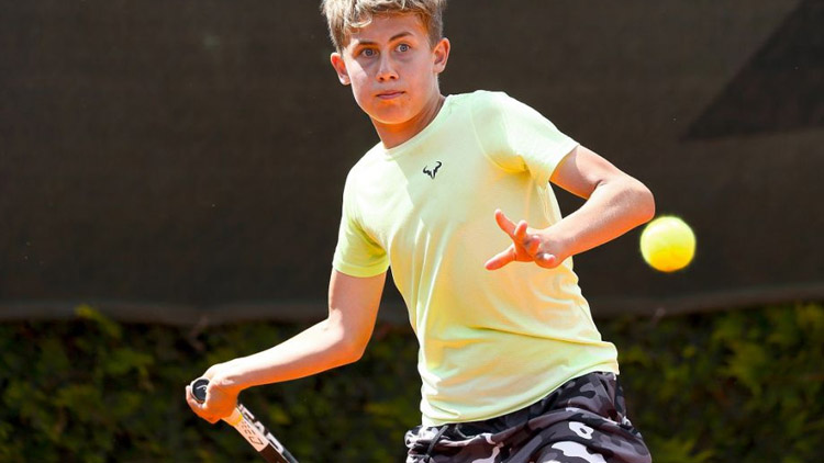 Nadějný tenista Maxim MRVA  ZAZÁŘIL ve francouzském Tabres