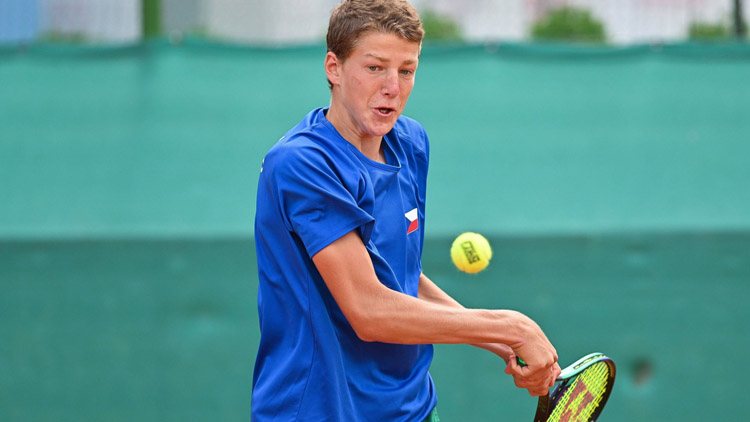 Jan Kumstát ohromil Austrálii K titulu chyběl kousek