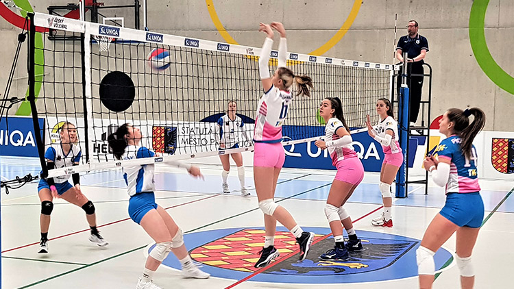 Juniorkám VK se domácí turnaj extraligy nepovedl,  čtyřikrát prohrály a ze skupiny B spadly do céčka