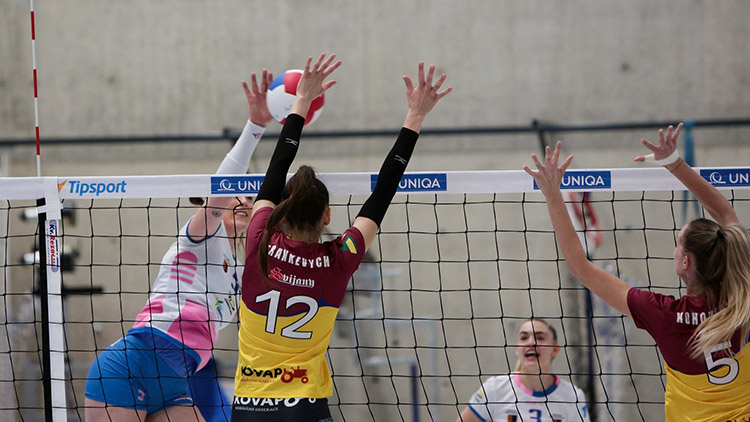 Vítězná série volejbalistek skončila