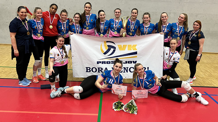 Ve Varech vybuchla volejbalová bomba!