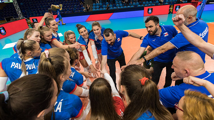 Reprezentace žen ČR už týden trénuje v Táboře. Vrátí se  do týmu blokařka VK Trnková a připojí se i Smolková?