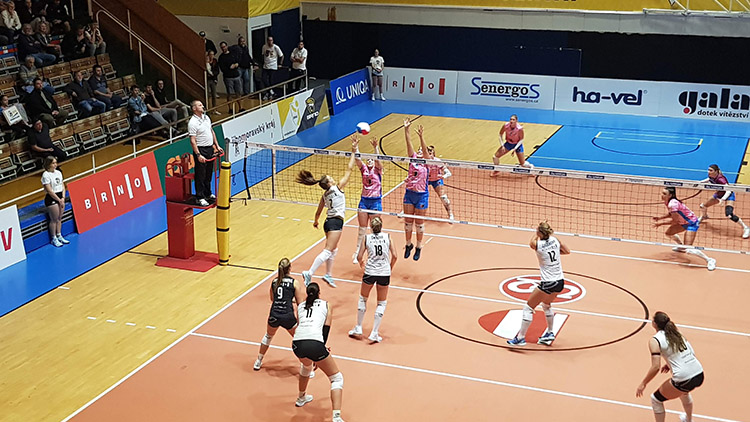 Hned na úvod obří drama