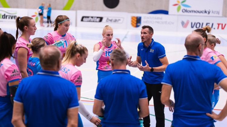 Volejbalistky dominovaly nad Šantovkou na jejím hřišti