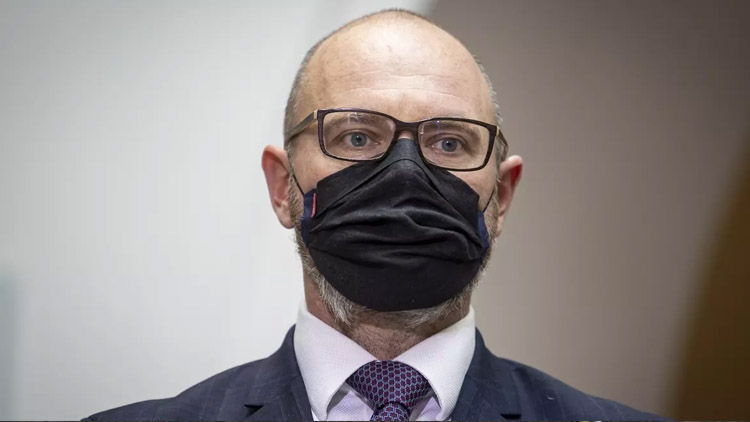 Na testy bude víc času, pro dobrovolníky úlevy