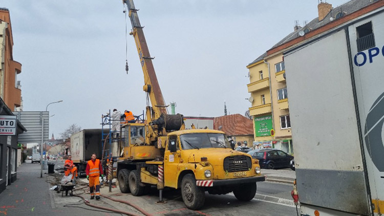 Na Wolkrově se pustí do výměny vodovodu  