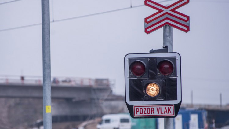 Přejezd ve Vrahovicích bude ve středu úplně uzavřen