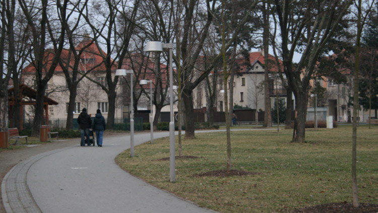 Bude stánek v Kolářových sadech otevřený déle?