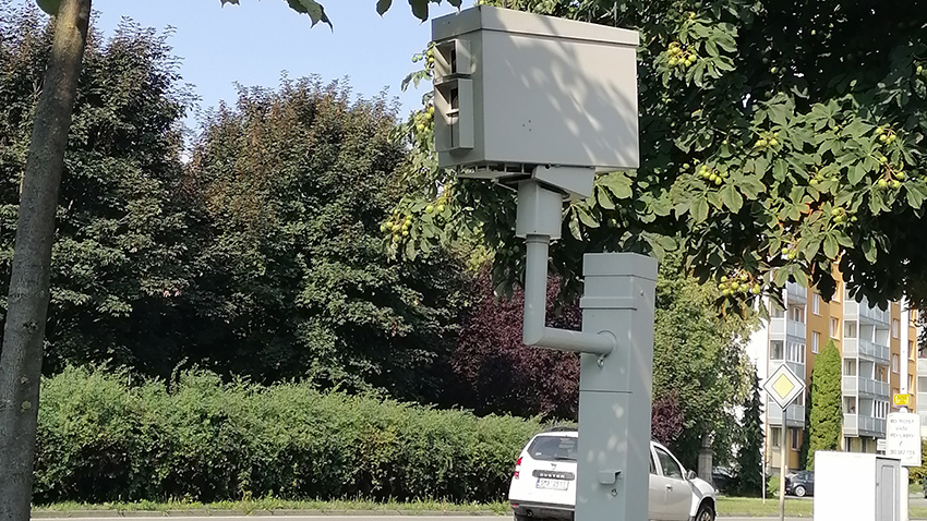 AKTUALIZOVÁNO: Měřiče rychlosti zklidnily provoz na hlavních tepnách