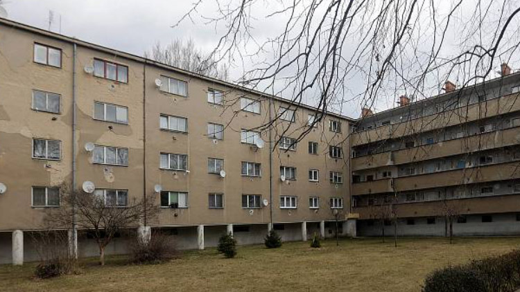 Kdy se opraví parlament? Až budou dotace