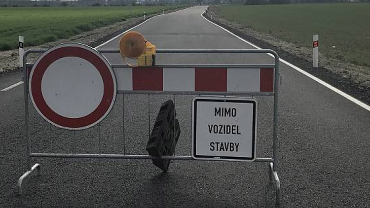 D1 u Vrchoslavic zpomalila