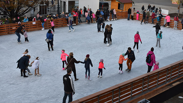 Mobilní kluziště bude!