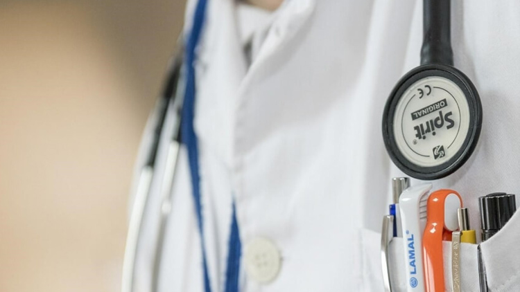 Doktorů je čím dál méně. A ne že ne