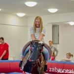 32 Profest01 32 Profest01