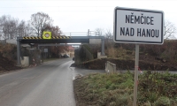 Silnice z Němčic do Víceměřic se již uzavřela. Na dva roky  